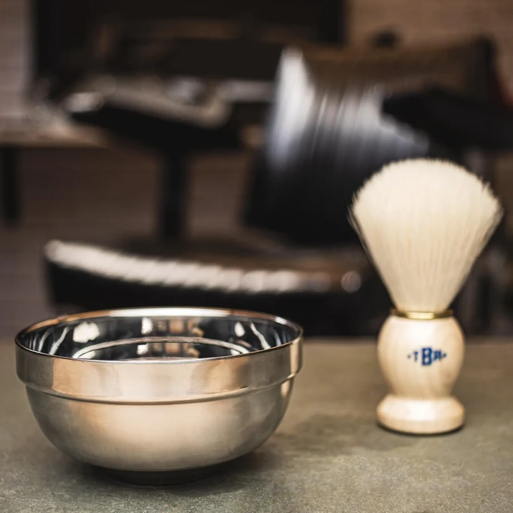 the-bluebeards-revenge-stainless-steel-shaving-bow3